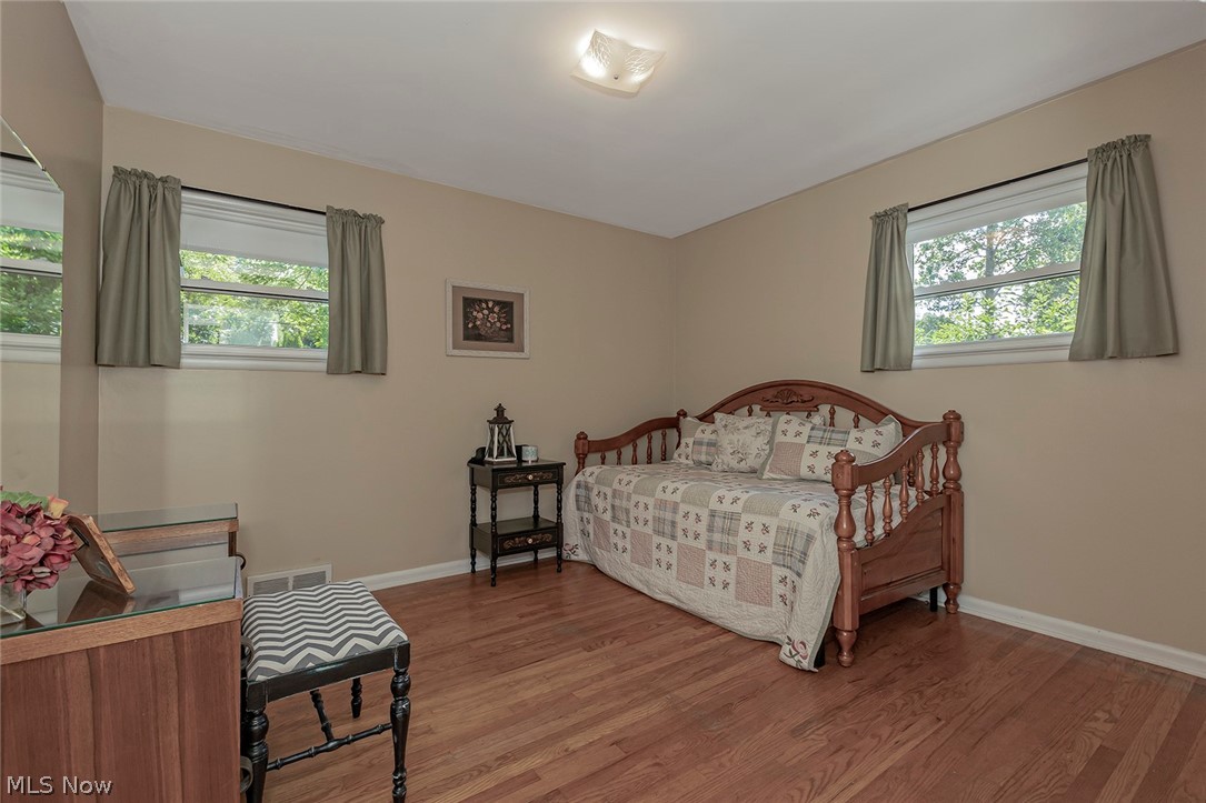 1131 Blanchester Road Lyndhurst, OH 44124 - Photo 20 of 35
