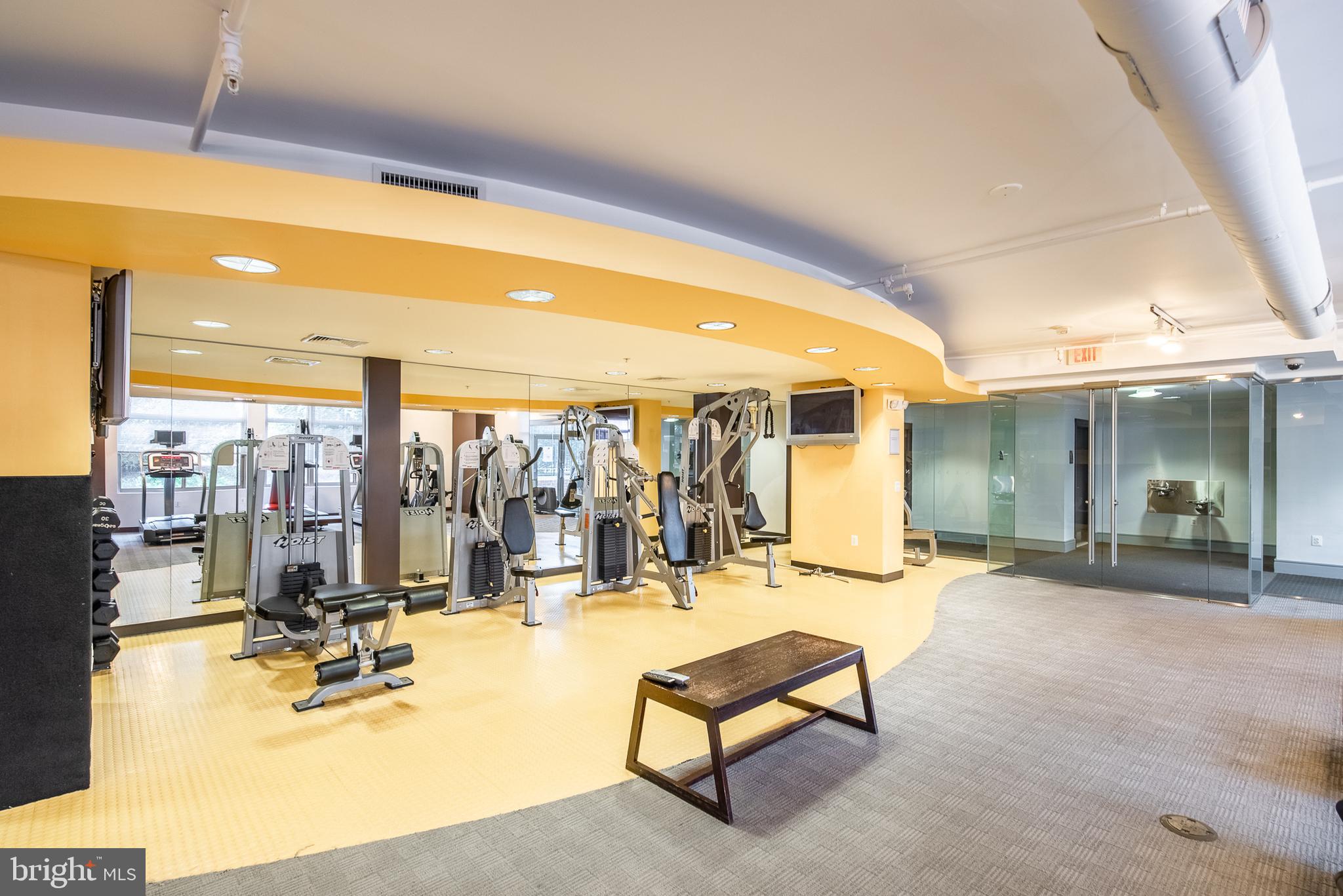 3600 South Glebe Road, Unit 1121W Arlington, VA 22202 - Photo 21 of 31 Fitness center