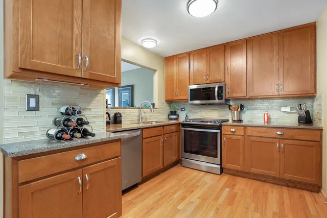 $284,900 | 2173 Dalewood Court, Plainfield, IL 60586