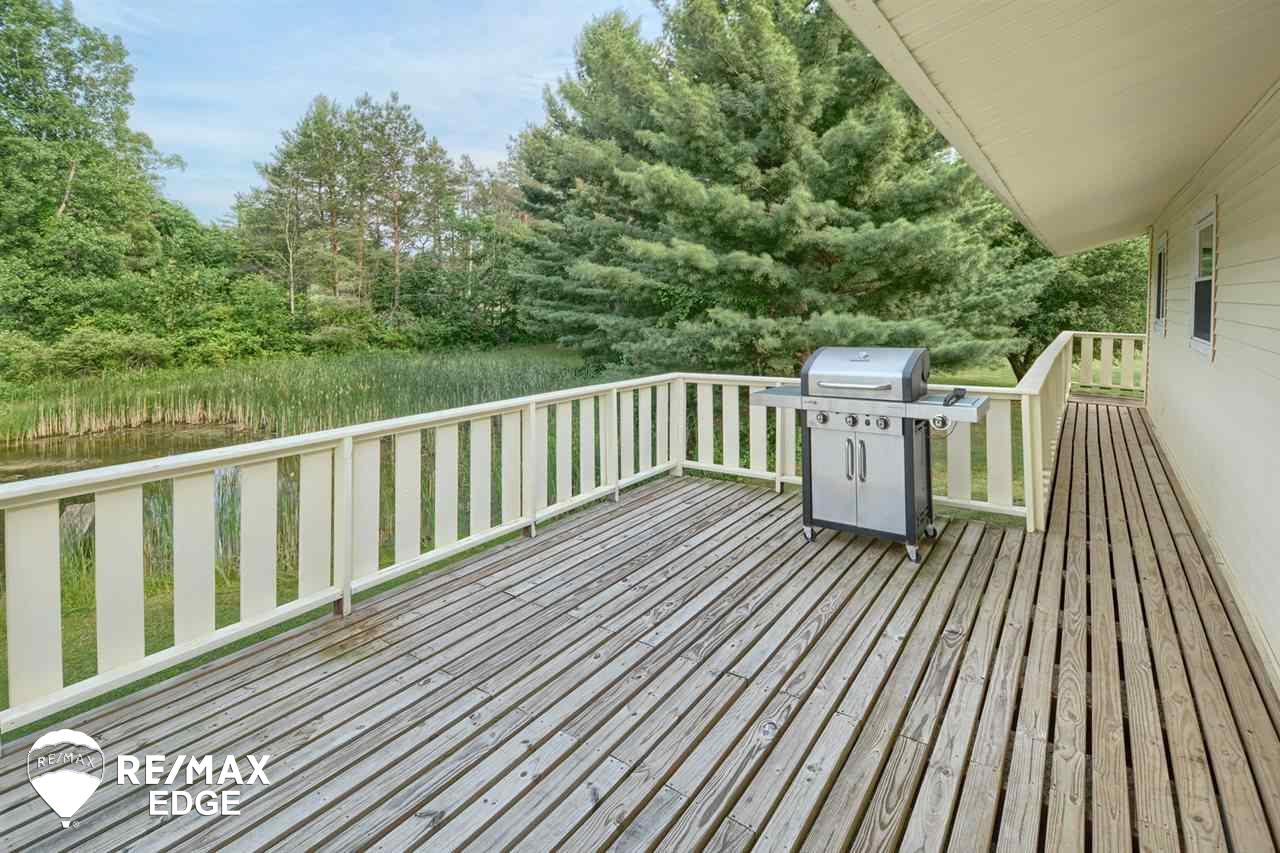 10425 East Stanley Road Davison, MI 48423 - Photo 27 of 34 21465135-26.JPG