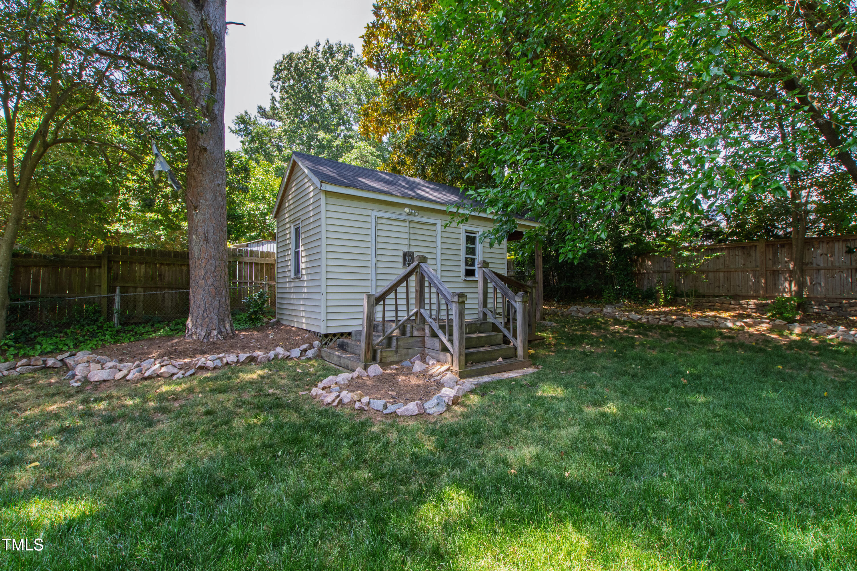 713 East Whitaker Mill Road Raleigh, NC 27608 - Photo 23 of 23 Whitaker (31)