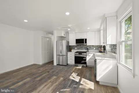 $449,000 | 28 East Reed Avenue, Alexandria, VA 22305