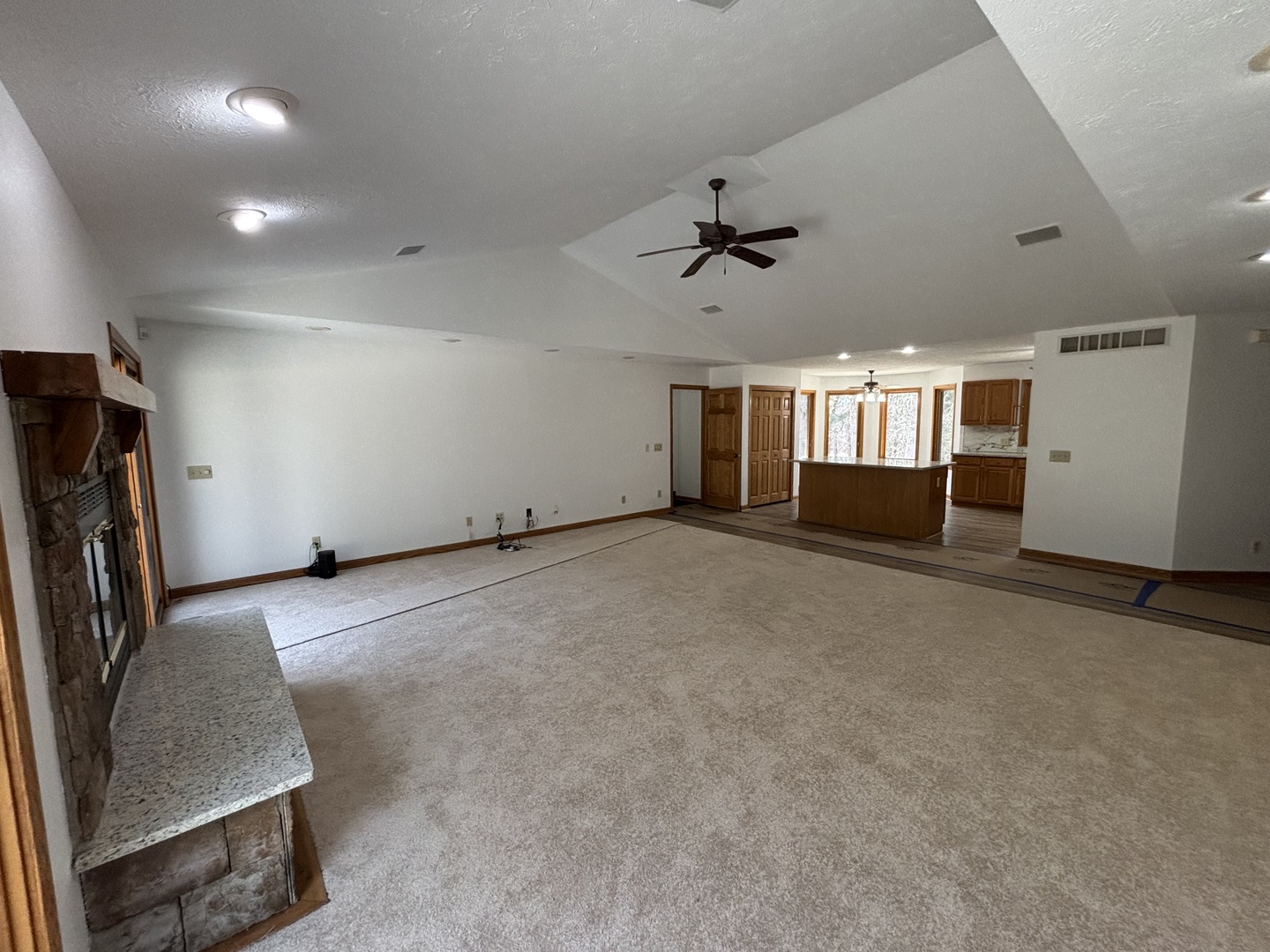 8438 North Boone School Road Capron, IL 61012 - Photo 14 of 38 Gallery Image 14