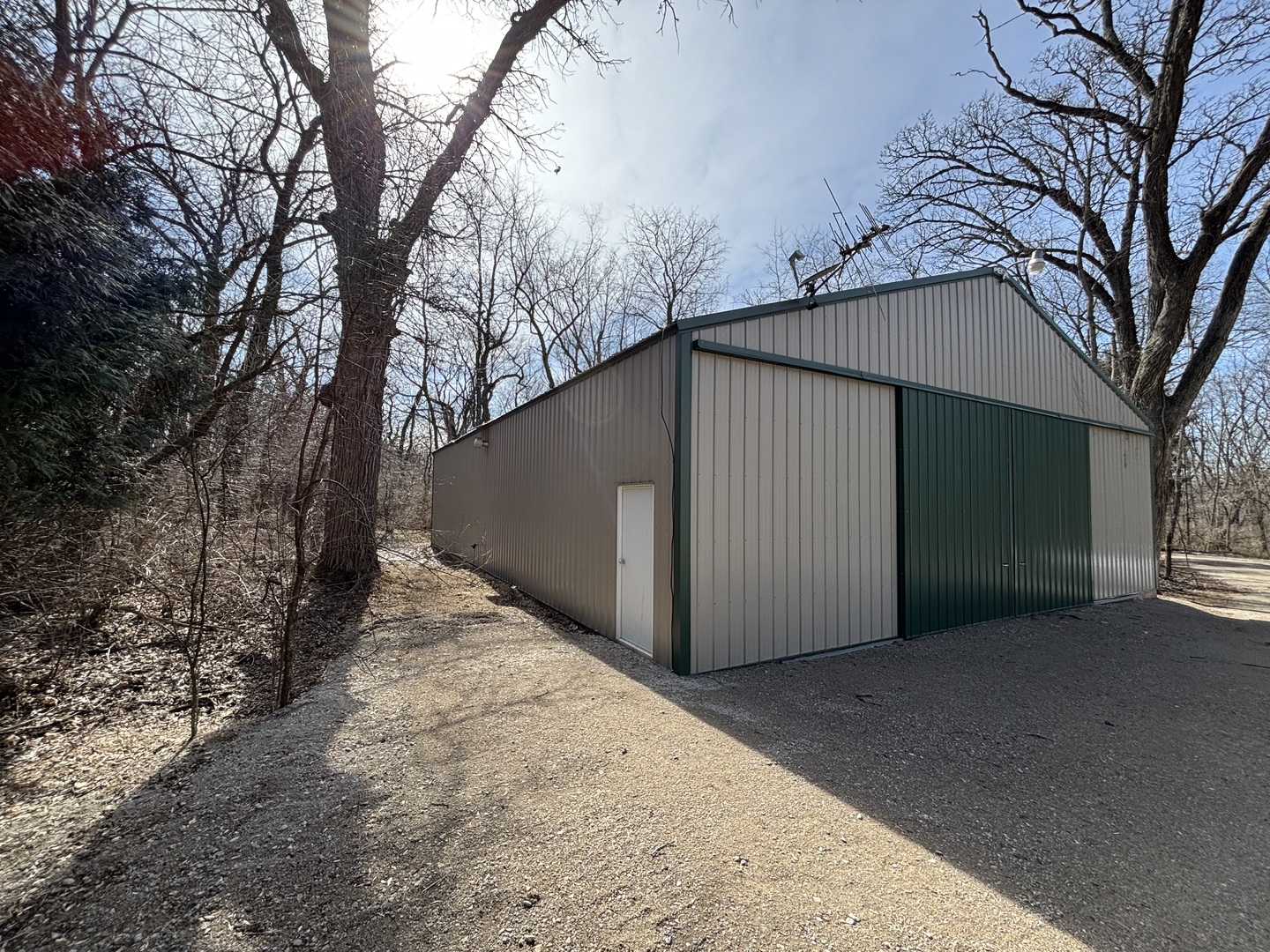 8438 North Boone School Road Capron, IL 61012 - Photo 32 of 38 Gallery Image 32