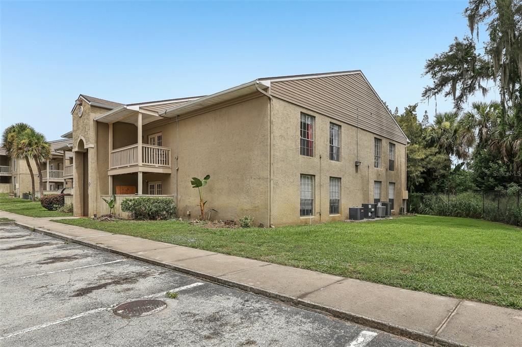 305 Wymore Road, Unit 208 Altamonte Springs, FL 32714 - Photo 4 of 29