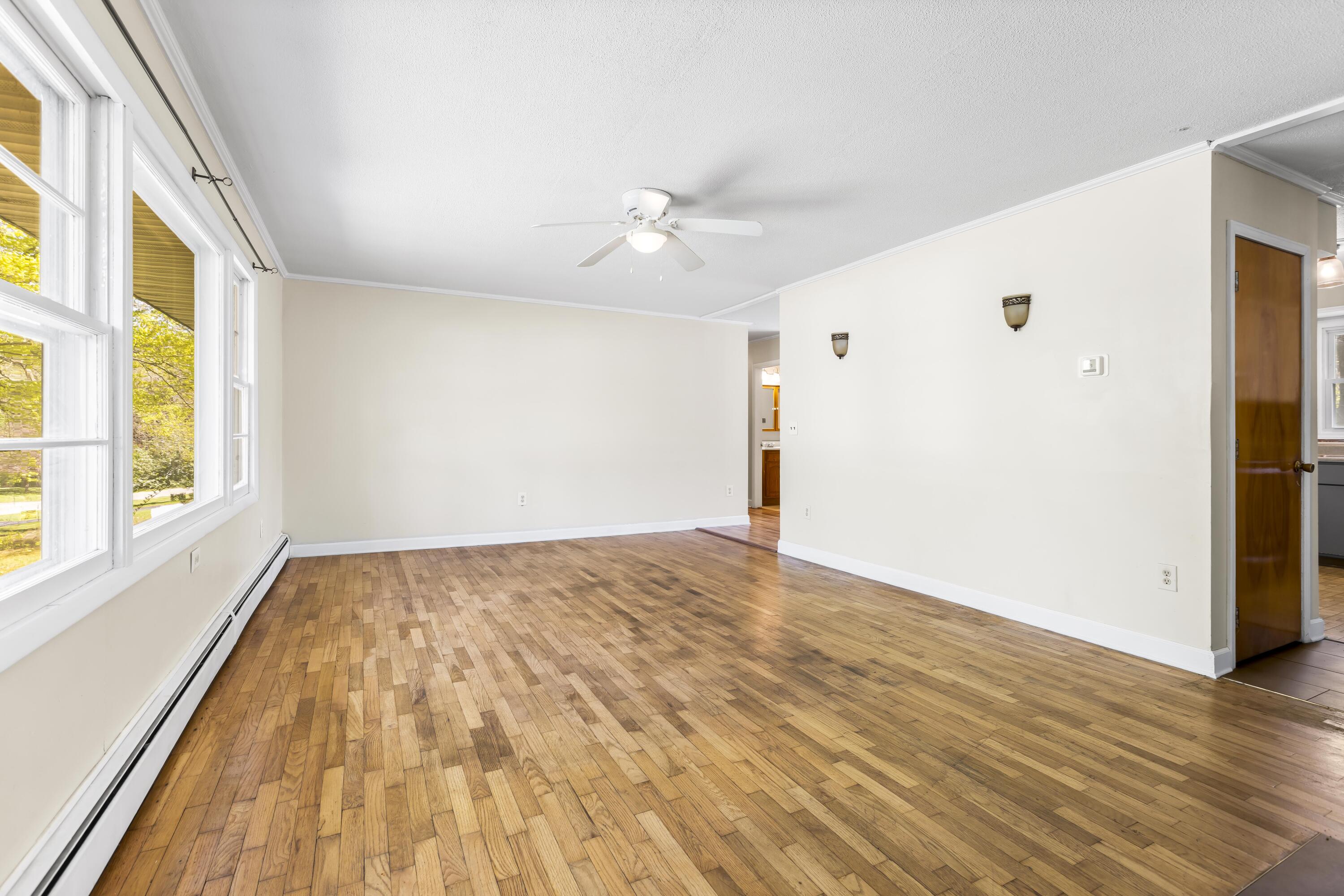 247 Holly Road Battle Creek, MI 49017 - Photo 8 of 31 _P7A7479_E