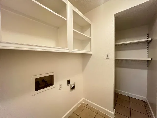 $1,899 | 2800 Keller Springs Road, Unit 1A, Carrollton, TX 75006