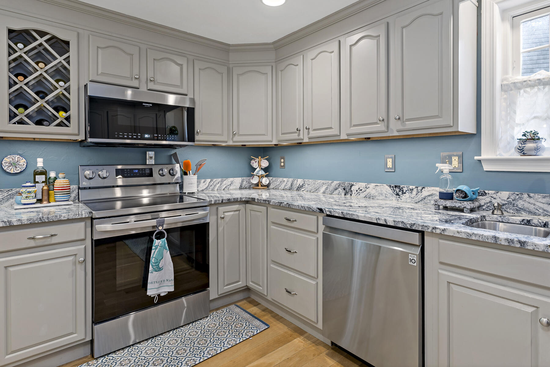 195 Falmouth Road, Unit 3F Mashpee, MA 02649 - Photo 11 of 36 026_195FalRd3F_082426