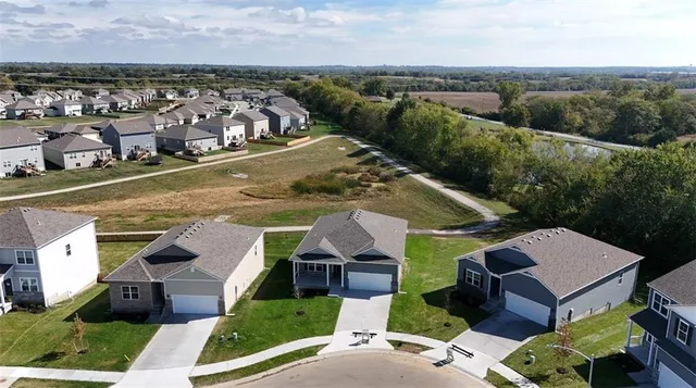 $359,990 | 813 Bentley Drive, Belton, MO 64012