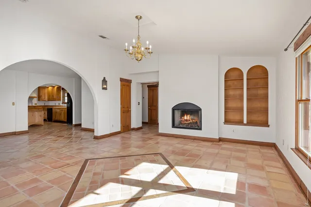 a view of entryway with a front door