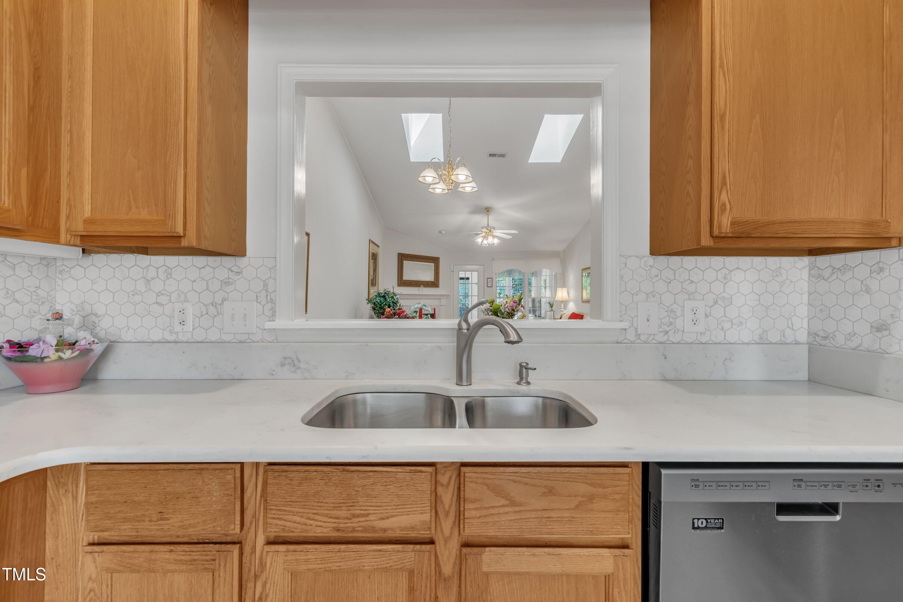 105 Breakers Place Cary, NC 27511 - Photo 9 of 52 11-105 Breakers Pl-5