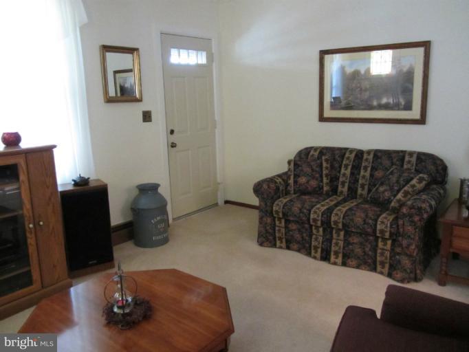 4519 Raspe Avenue Baltimore, MD 21206 - Photo 13 of 30 Living Room