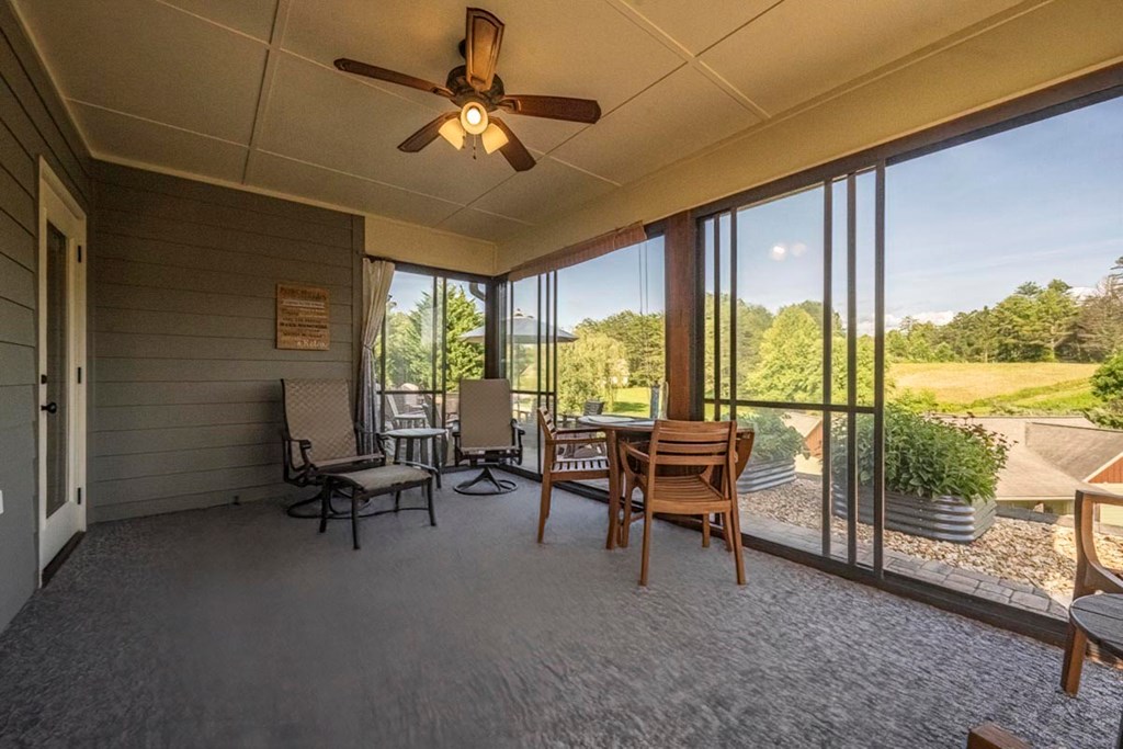 97 Lindsey Lane Blue Ridge, GA 30513 - Photo 7 of 51
