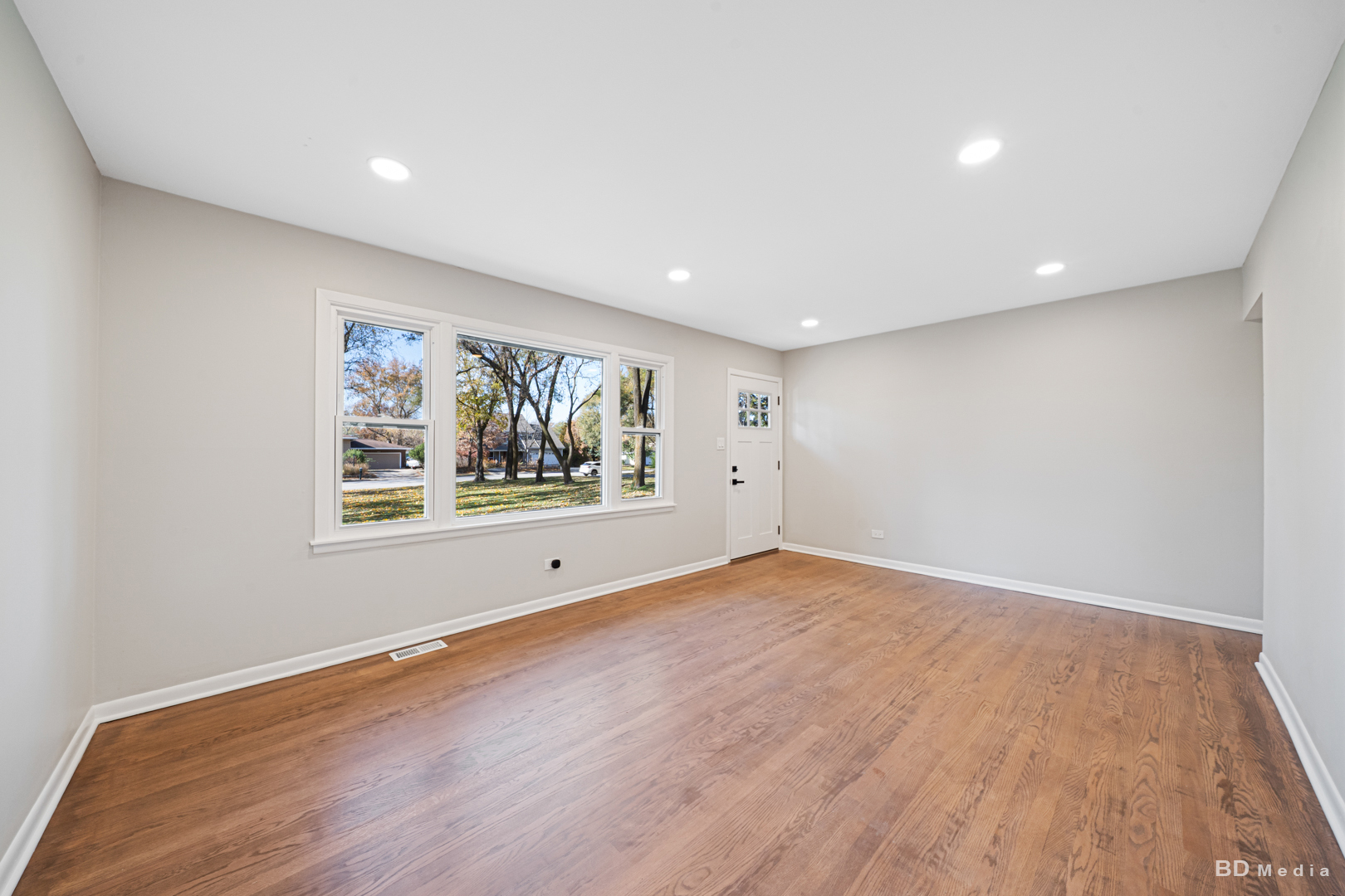 6205 Belmont Road Downers Grove, IL 60516 - Photo 9 of 30