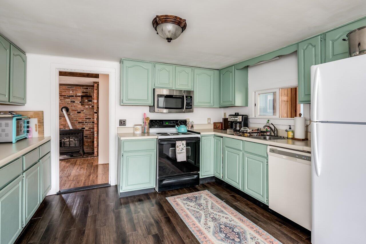 233 Randall Road North Berwick, ME 03906 - Photo 5 of 25 5