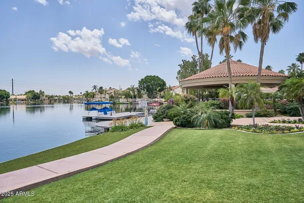 a view of a yard with cars