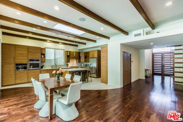 $14,500 | 14649 Addison Street, Sherman Oaks, CA 91403