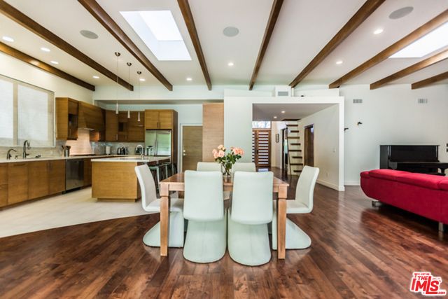 $14,500 | 14649 Addison Street, Sherman Oaks, CA 91403