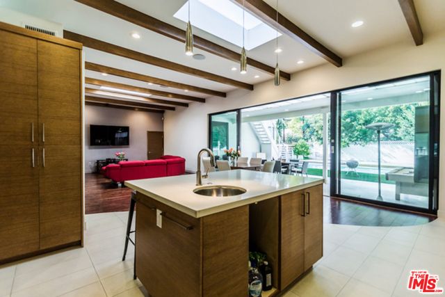 $14,500 | 14649 Addison Street, Sherman Oaks, CA 91403