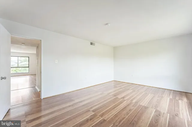 $1,800 | 5758 Village Green Drive, Unit E, Alexandria, VA 22309