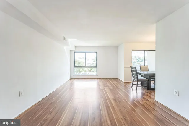 $1,800 | 5758 Village Green Drive, Unit E, Alexandria, VA 22309