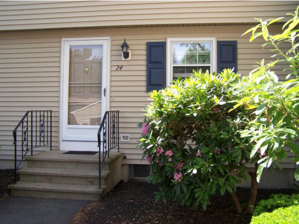 24 Garrison Road, Unit 24 Dover, NH 03820 - Photo 1 of 15