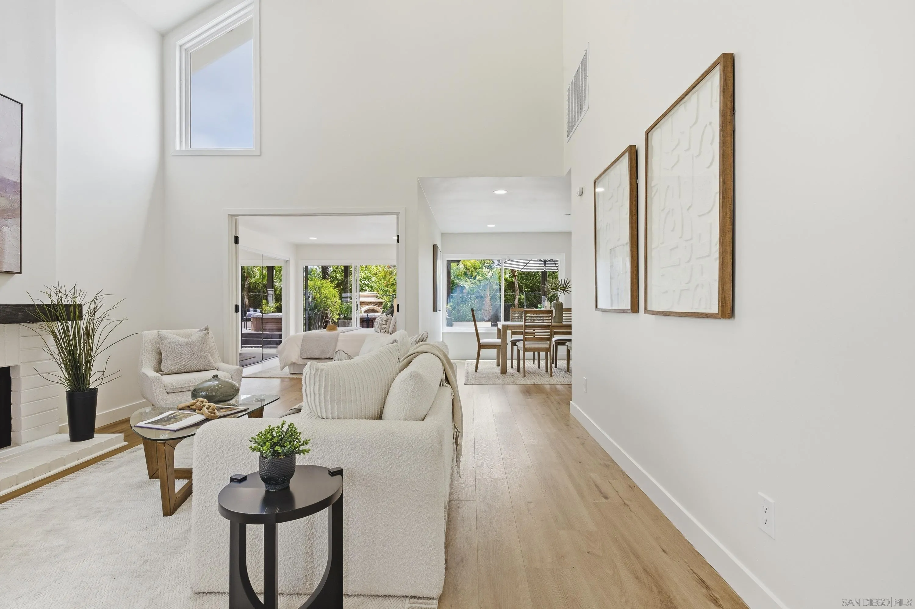1519 Valleda Lane Encinitas, CA 92024 - Photo 5 of 68