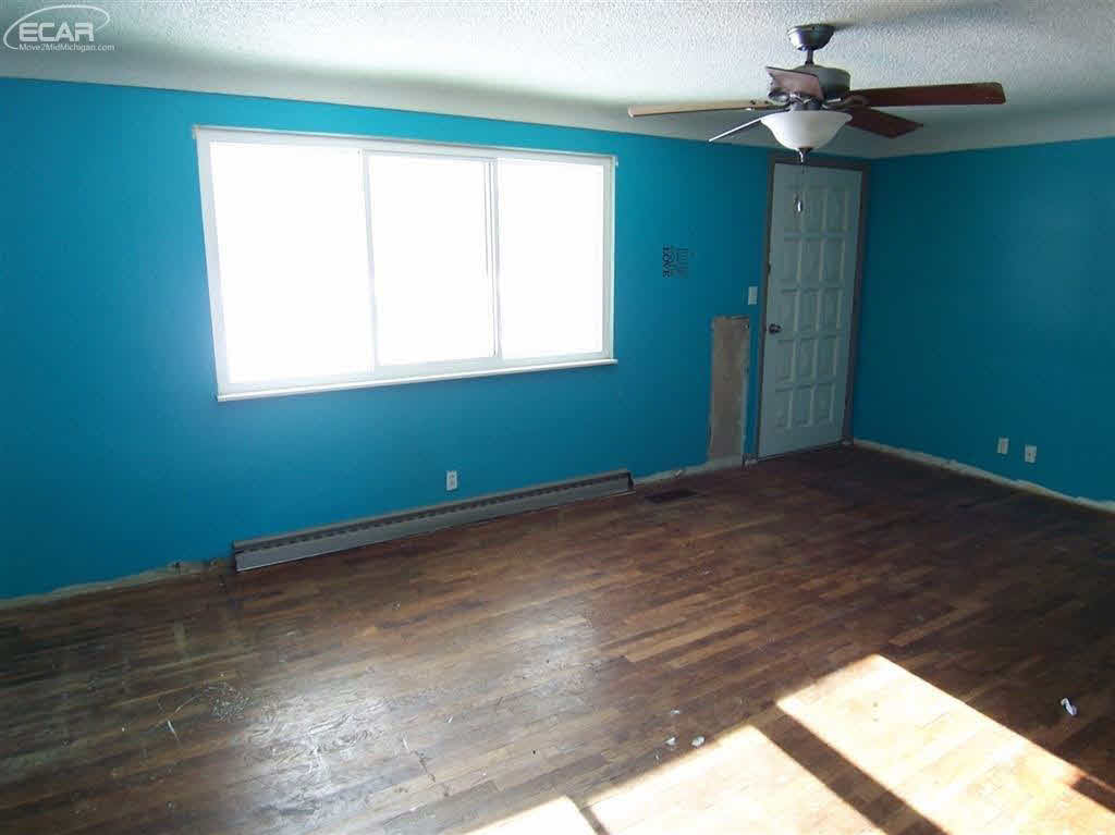 3422 West Wilson Road Clio, MI 48420 - Photo 12 of 26 21397700-11.JPG