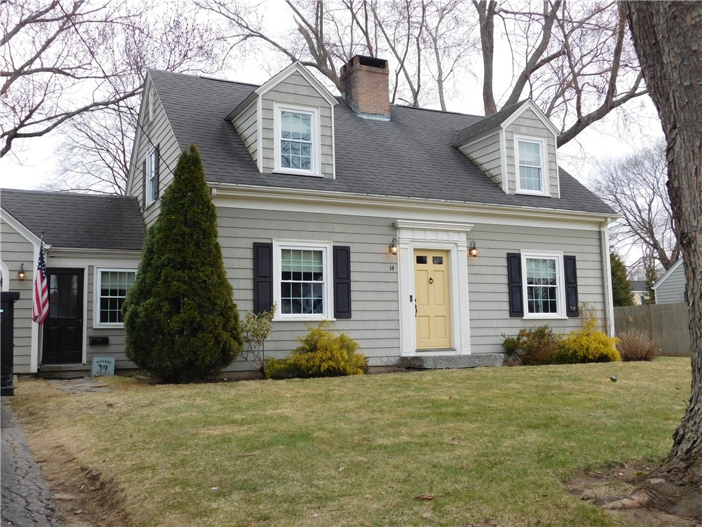 14 Westfield Road Warwick, RI 02888 - Photo 2 of 33