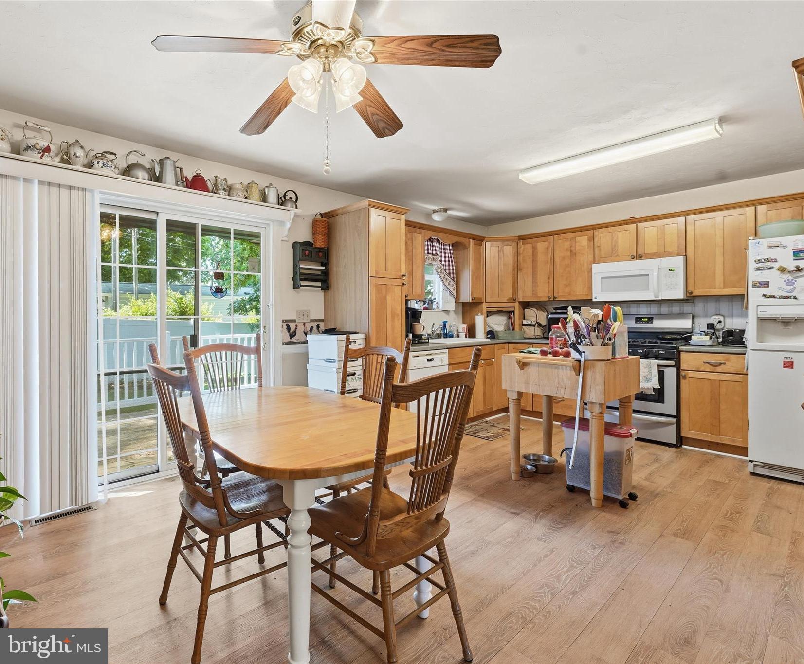 1126 Cobblestone Court Hanover, PA 17331 - Photo 10 of 32 Dining Room
