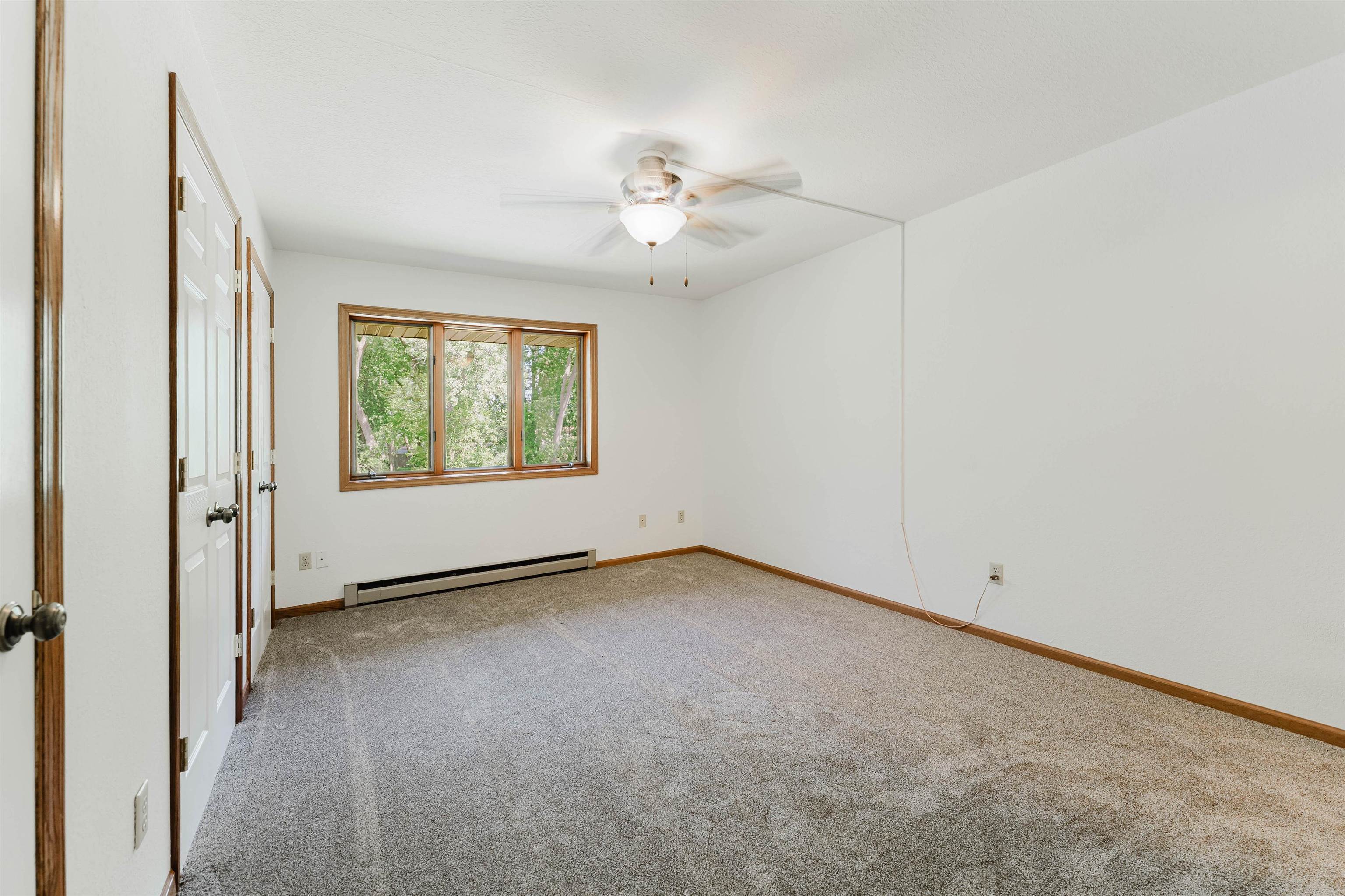 280 North Campbell Road, Unit C Oshkosh, WI 54902 - Photo 14 of 26
