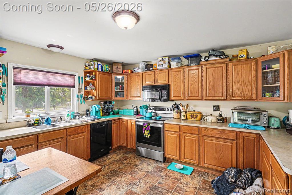 324 George Street Flushing, MI 48433 - Photo 8 of 19