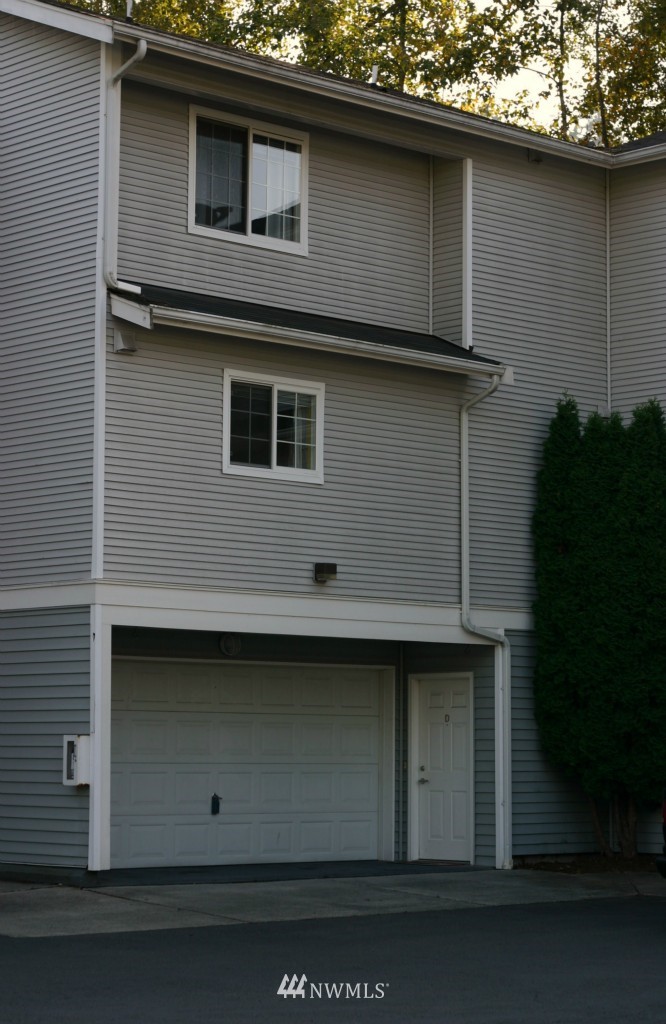 17319 East Riverside Drive Bothell, WA 98011 - Photo 1 of 15