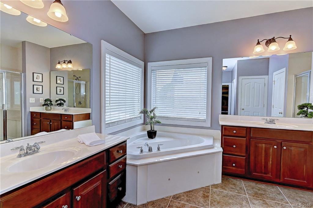 2141 Copperplate Road Charlotte, NC 28262 - Photo 15 of 24 Gallery Image 15