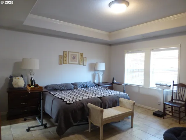 $720,000 | 821 East 7th Street, Molalla, OR 97038