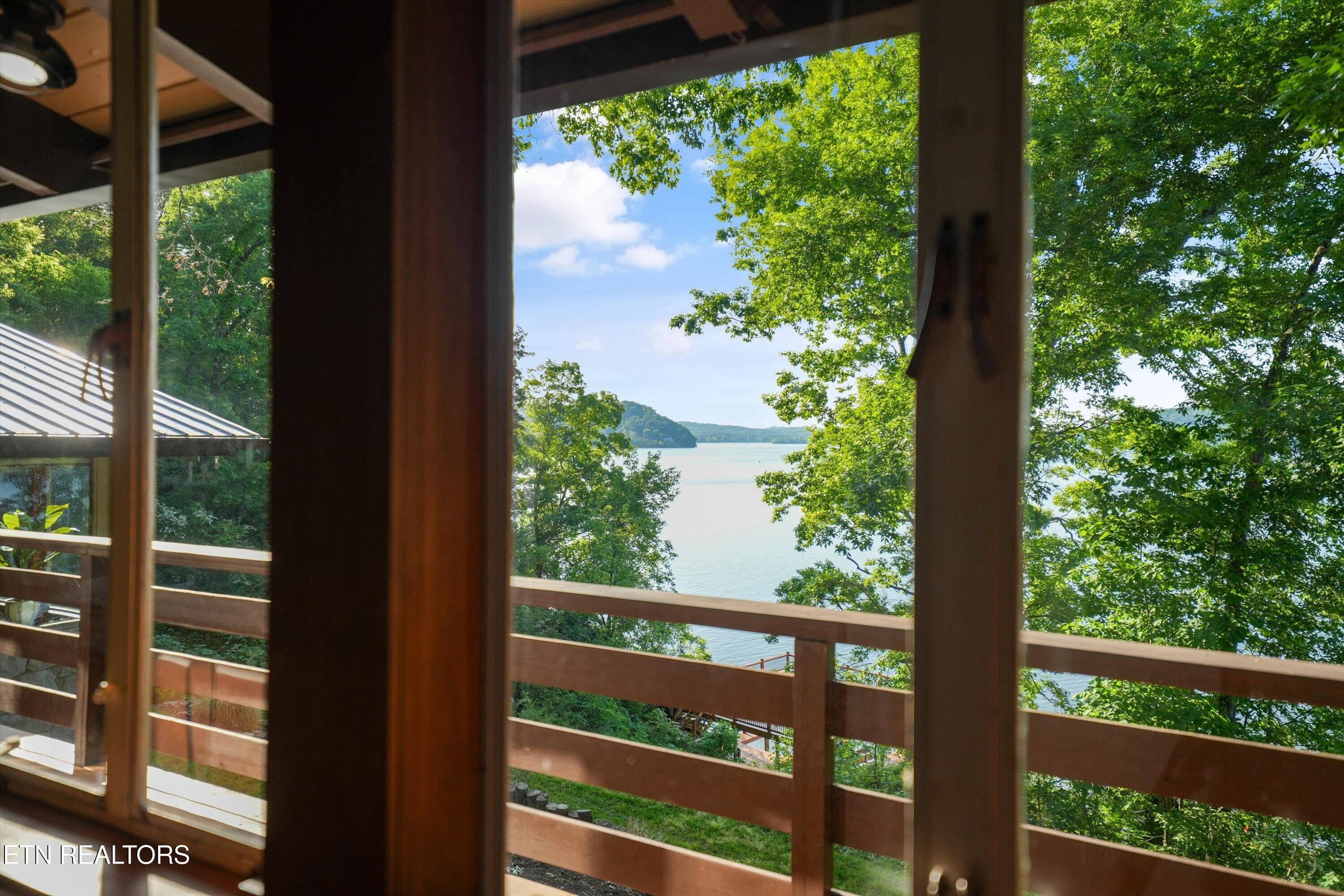 143 Old James Ferry Road Kingston, TN 37763 - Photo 29 of 60 Primary Bedroom View