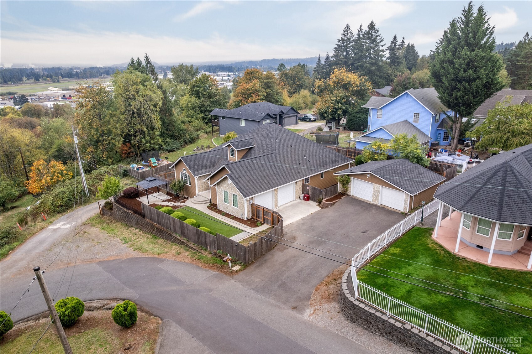 215 Paxton Road Kelso, WA 98626 - Photo 32 of 37 Gallery Image 32