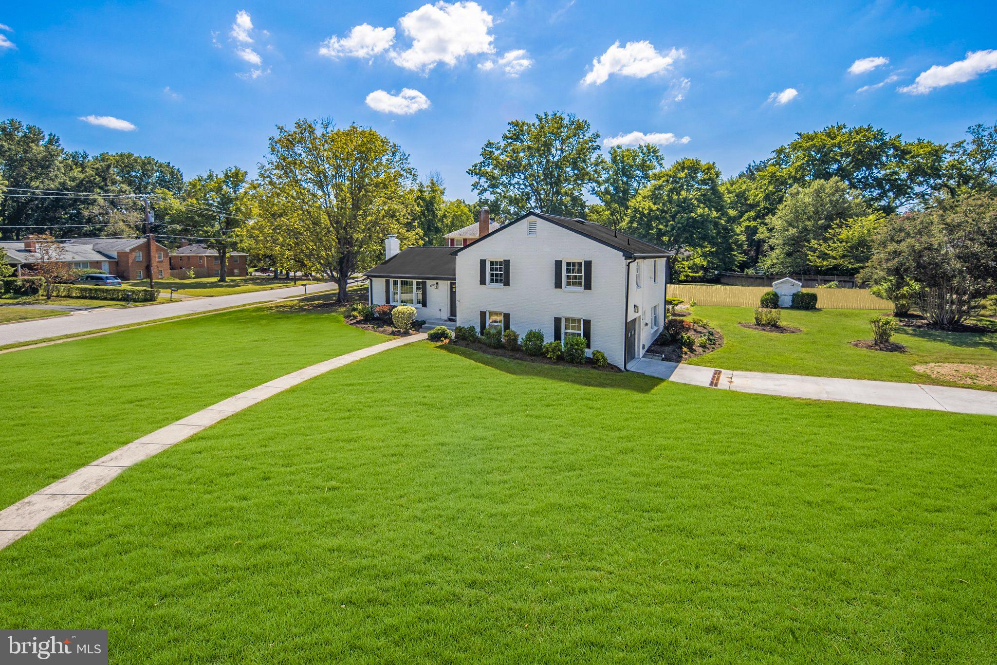 2215 Lida Court Alexandria, VA 22306 - Photo 1 of 30 Large Yard - 0.42 acres