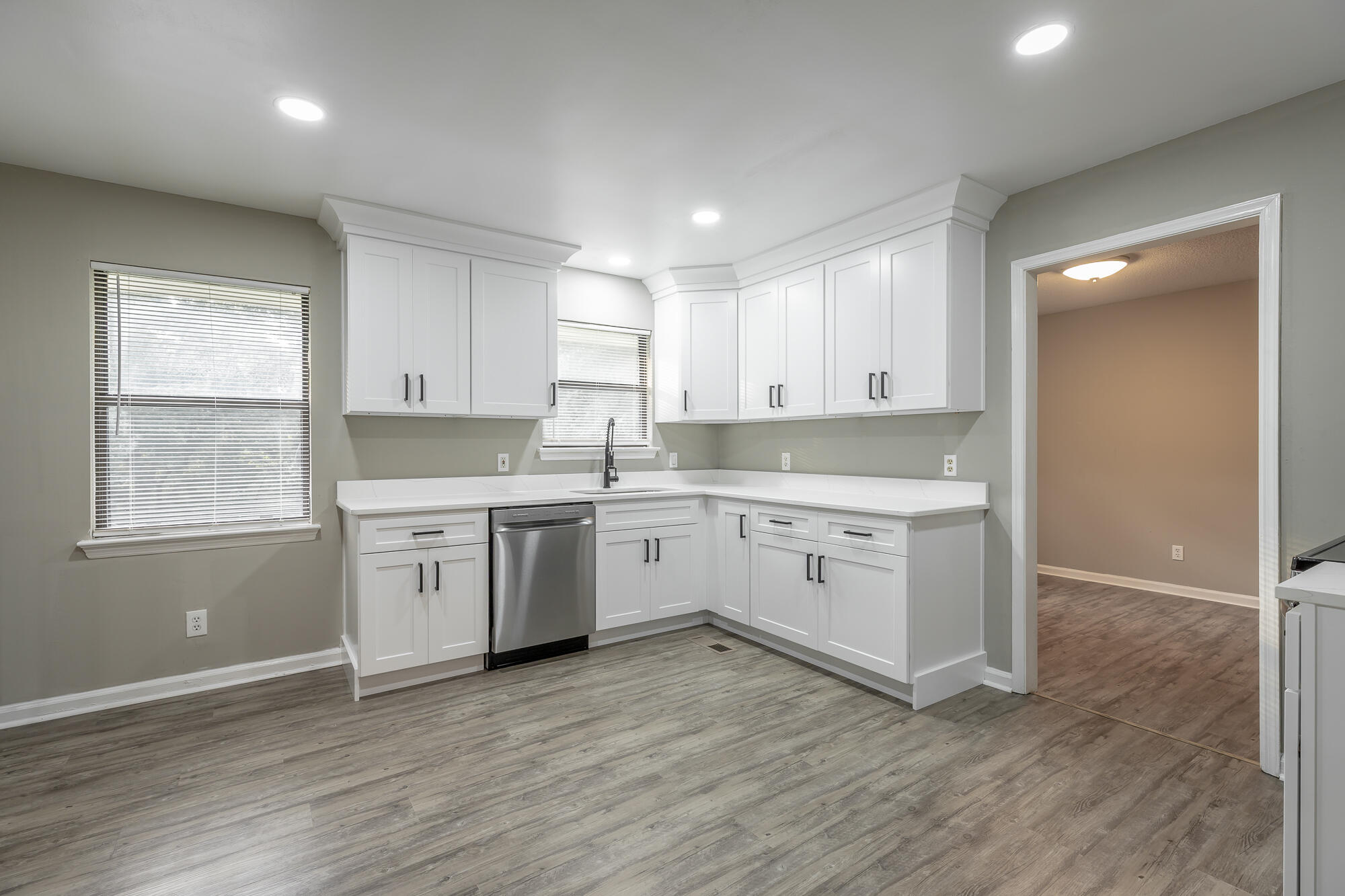 710 Hurricane Creek Road Chattanooga, TN 37421 - Photo 3 of 67 Kitchen
