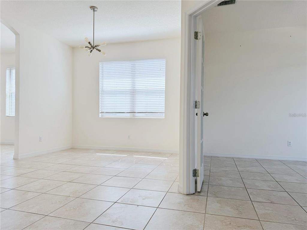 3995 Scarlet Branch Road Orlando, FL 32824 - Photo 8 of 42
