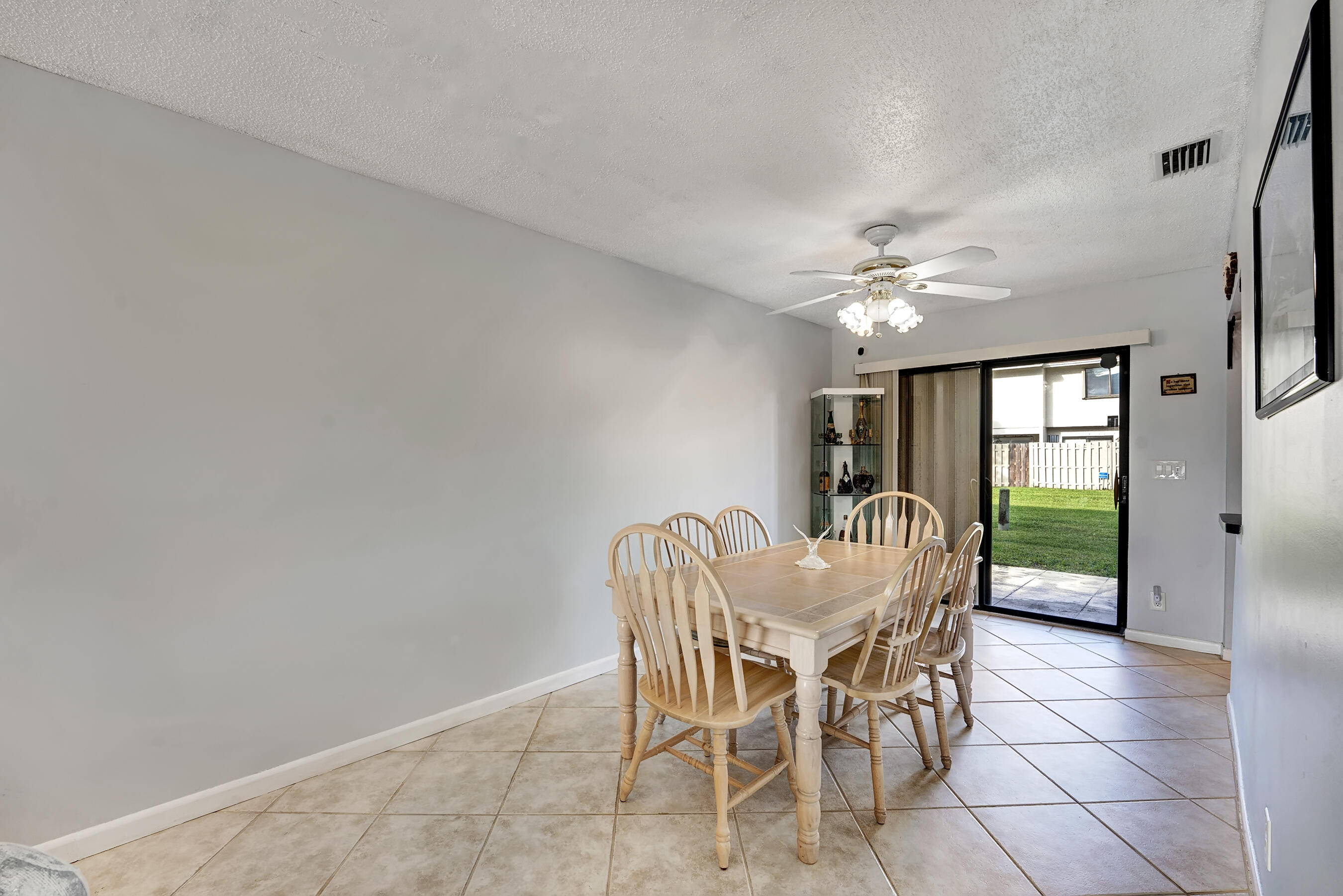 601 Riverside Drive Greenacres, FL 33463 - Photo 13 of 35 DSC09418