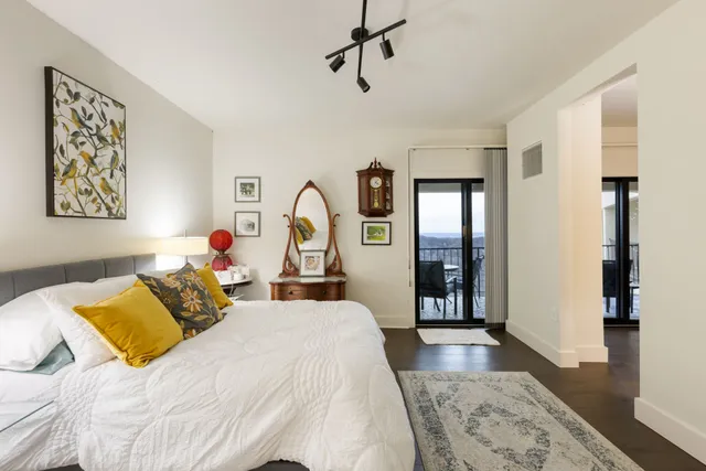 $525,000 | 6666 Brookmont Terrace, Unit 1102, Nashville, TN 37205