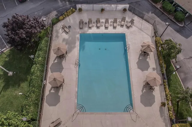 $525,000 | 6666 Brookmont Terrace, Unit 1102, Nashville, TN 37205