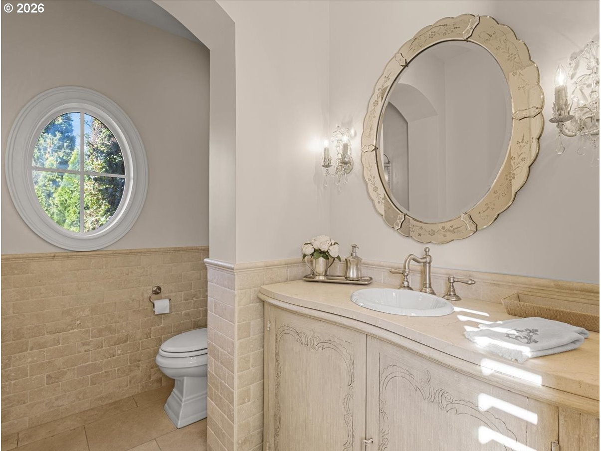 18242 South Grasle Road Oregon City, OR 97045 - Photo 13 of 48 Gallery Image 13