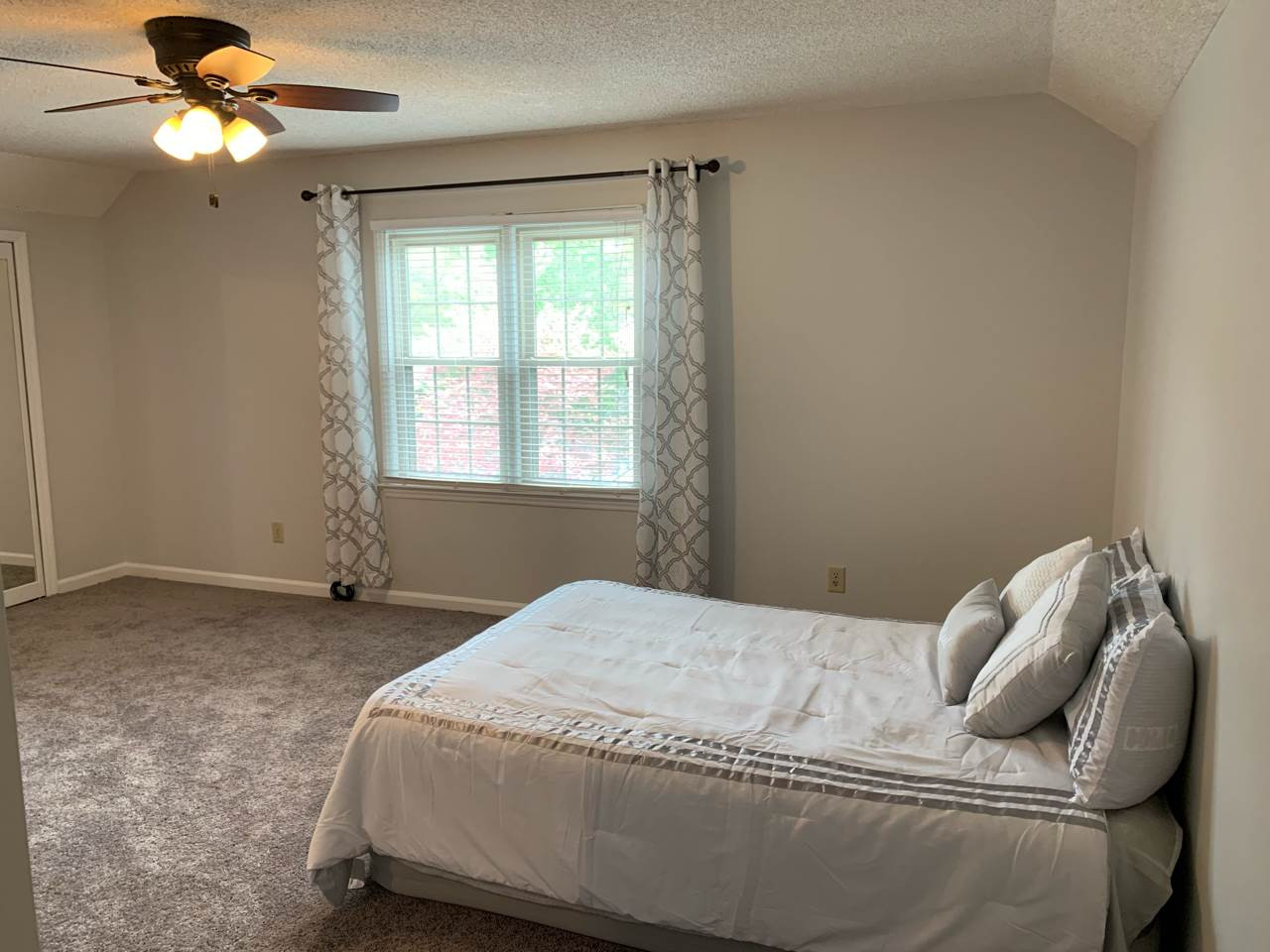 5617 Split Oak Way Raleigh, NC 27609 - Photo 11 of 16 Photo 11