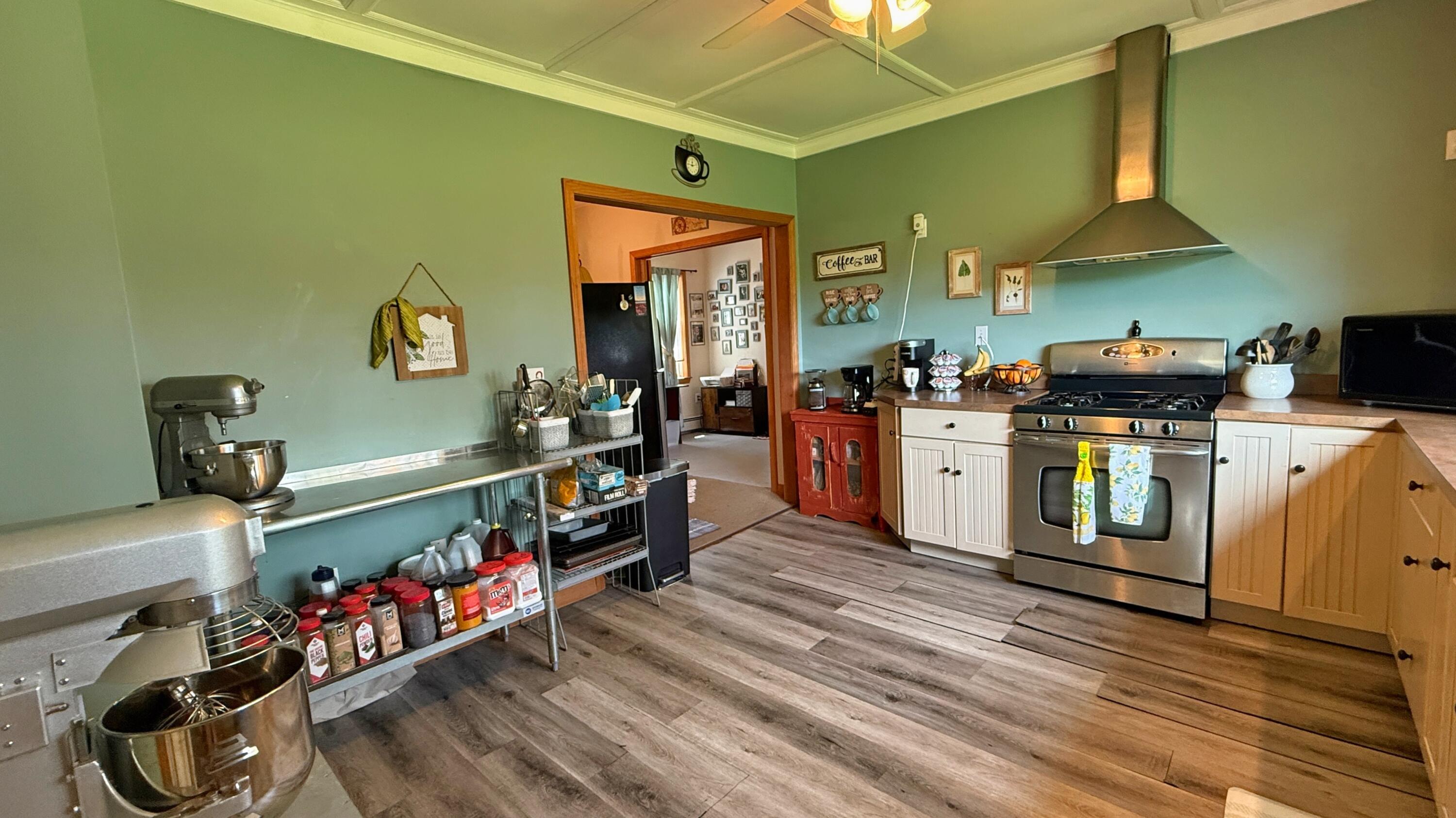 893 County Road Lubec, ME 04652 - Photo 23 of 38 Kitchen
