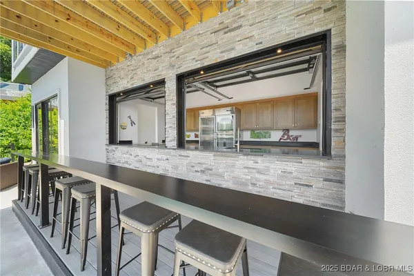 $1,450,000 | 68 Palisades Yacht Clb Drive, Lake Ozark, MO 65049