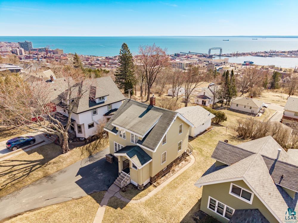 714 West Skyline Parkway Duluth, MN 55806 - Photo 1 of 50