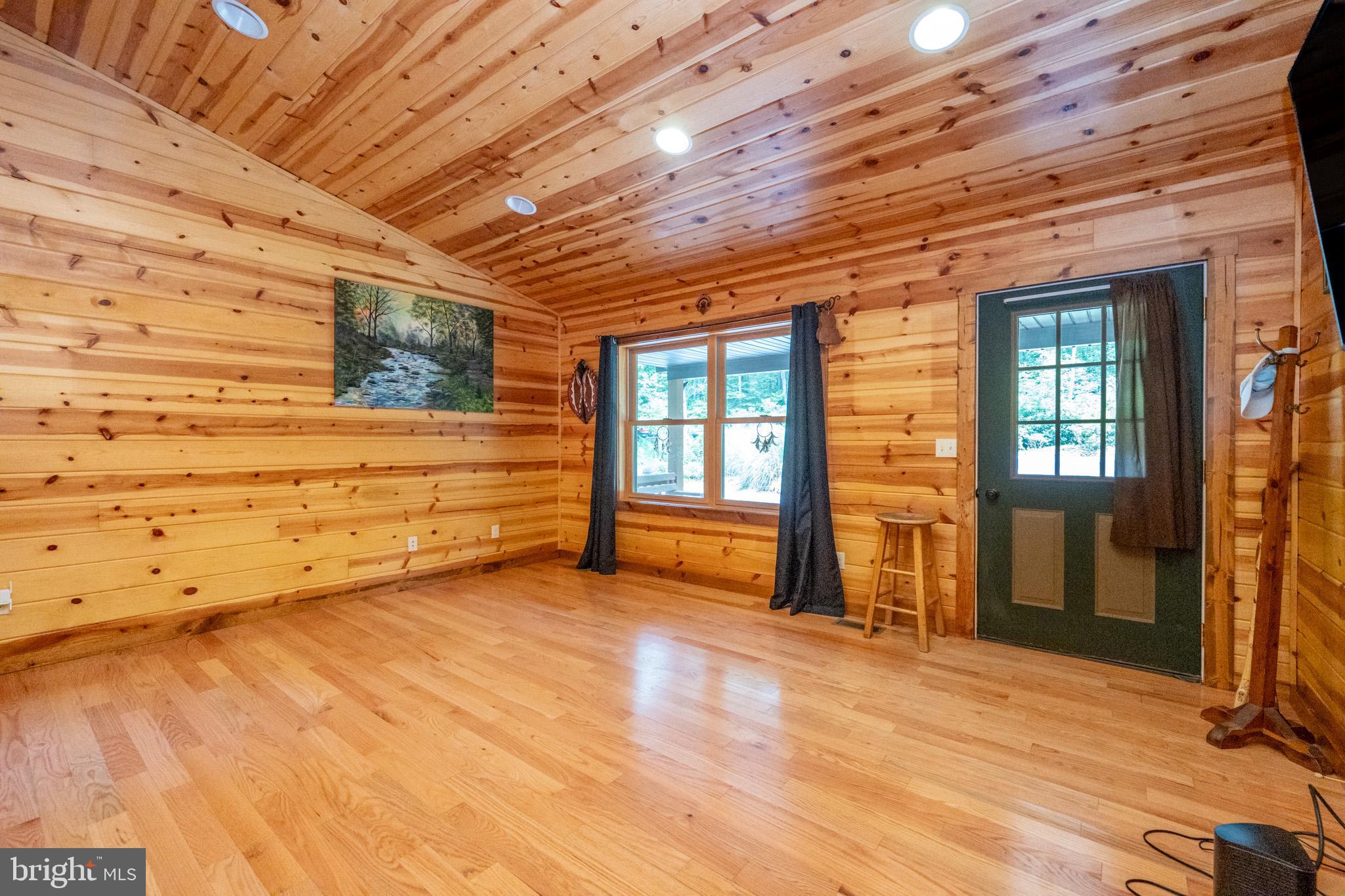 555 Fox Tail Road Oakland, MD 21550 - Photo 26 of 68 Gallery Image 26