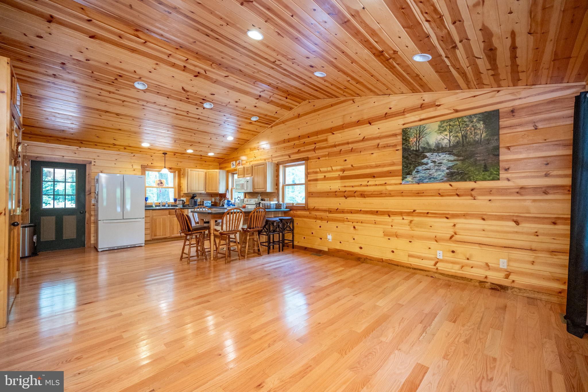 555 Fox Tail Road Oakland, MD 21550 - Photo 27 of 68 Gallery Image 27